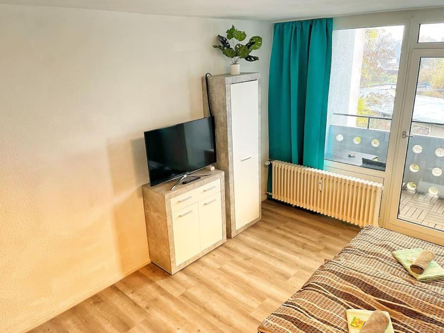 Apartment Naehe Flughafen Dus デュッセルドルフ エクステリア 写真